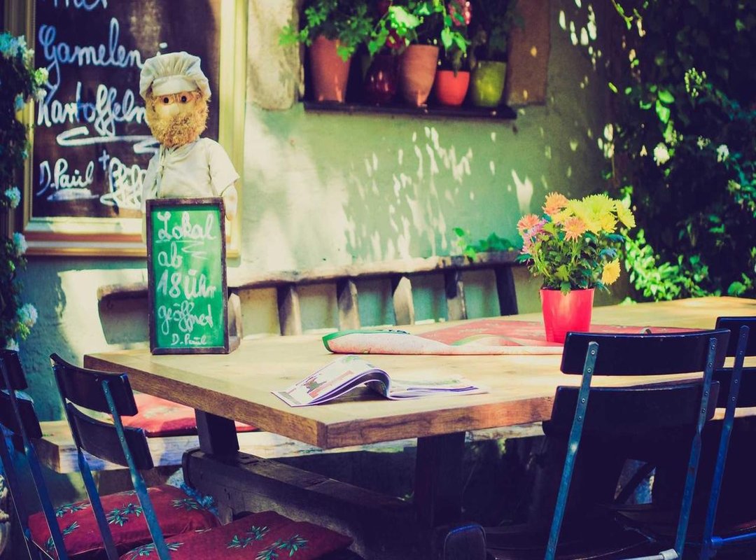 The Everyday Experience: Style and Lifestyle at 6'2