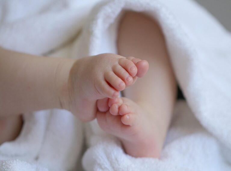 nicol kremers feet
