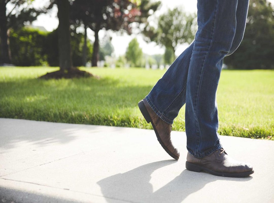 Daily Styling: From Messy and Textured to Sleek and Polished